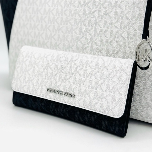 Michael Kors Jet Set Travel Chain Shoulder Bag & Trifold Wallet Matching Set - Picture 9 of 13